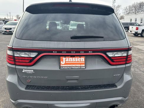 Used 2024 Dodge Durango GT image 3