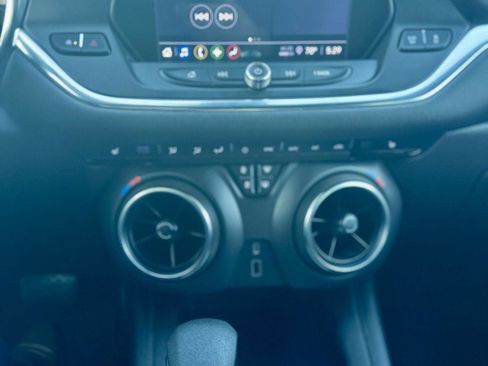 Used 2022 Chevrolet Blazer LT image 19
