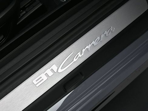 Certified 2024 Porsche 911 Carrera RWD image 32
