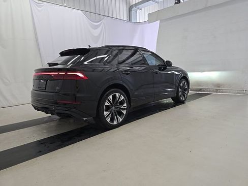 Used 2025 Audi Q8 Premium Plus w/ Premium Plus Package AWD/4WD image 4
