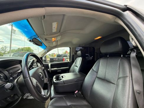 Used 2008 GMC Sierra 3500 SLE w/ Convenience Package AWD/4WD image 15