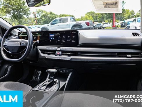 Used 2025 Kia K4 FWD image 29