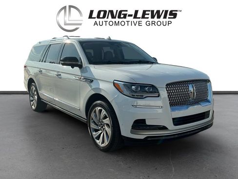 Certified 2024 Lincoln Navigator L Reserve AWD/4WD image 10