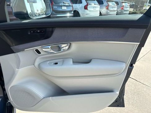 New 2026 Volvo XC90 B6 Ultra w/ Protection Package AWD/4WD image 15