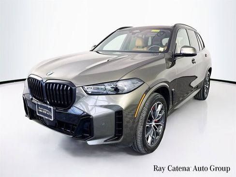 Used 2024 BMW X5 xDrive40i w/ M Sport Package AWD/4WD image 3