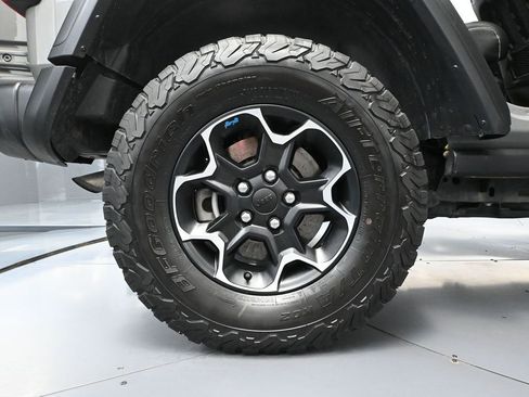 Used 2022 Jeep Wrangler Unlimited Rubicon 4xe w/ Cold Weather Group image 16