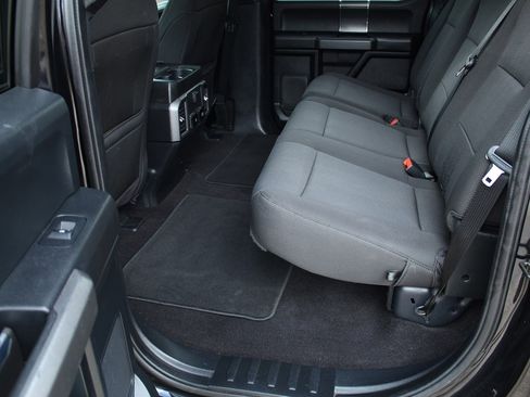 Used 2020 Ford F150 XLT w/ Equipment Group 302A Luxury image 19