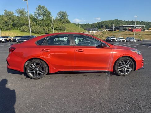 Used 2021 Kia Forte GT-Line w/ GT-Line Premium Package FWD image 9