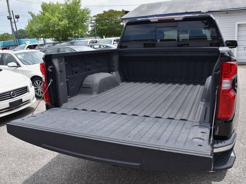 Used 2019 Chevrolet Silverado 1500 LTZ w/ LTZ Convenience Package RWD image 5