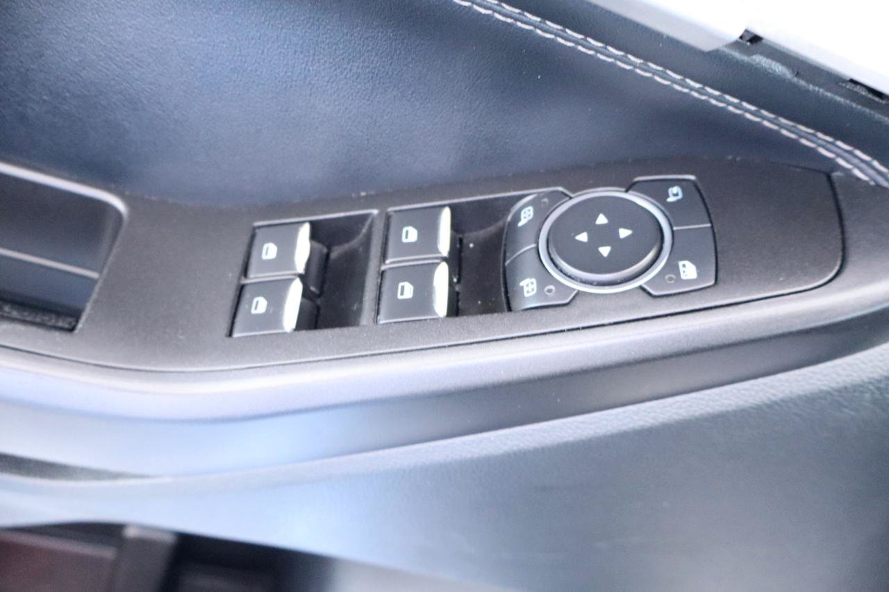 Used 2020 Ford Explorer Limited AWD/4WD image 30