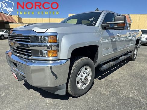 Used 2018 Chevrolet Silverado 2500 LT image 4