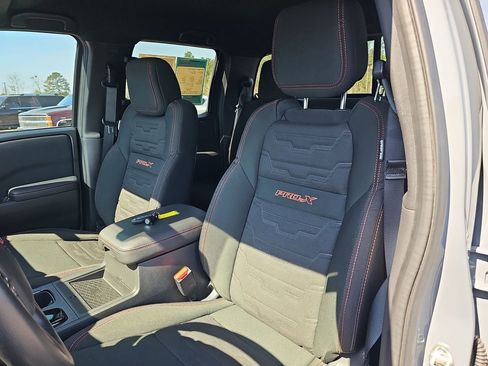 Used 2024 Nissan Frontier Pro-X w/ Pro Convenience Package image 18