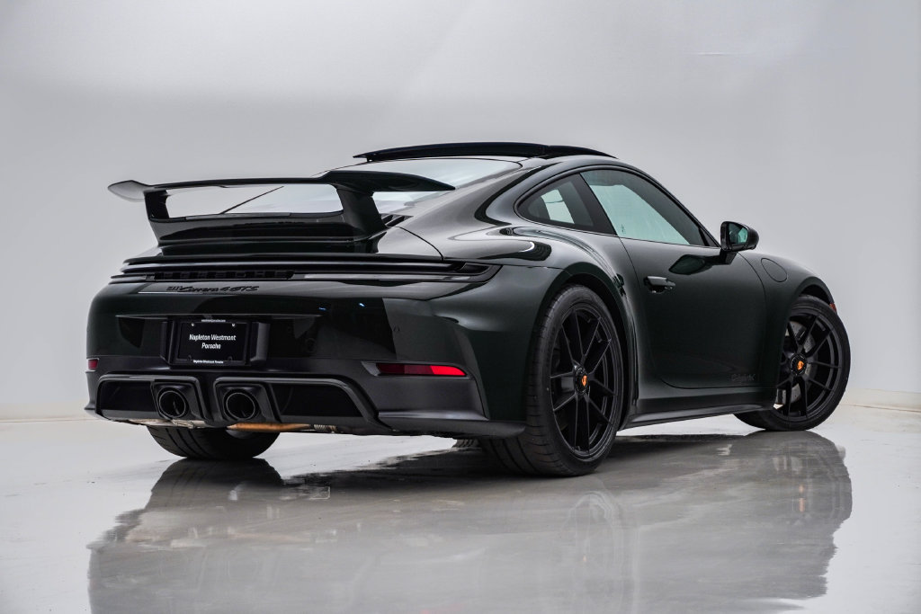 Certified 2026 Porsche 911 Carrera 4 GTS AWD/4WD image 10