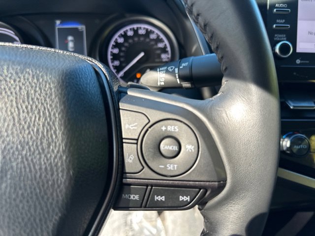 Used 2024 Toyota Camry SE FWD image 30