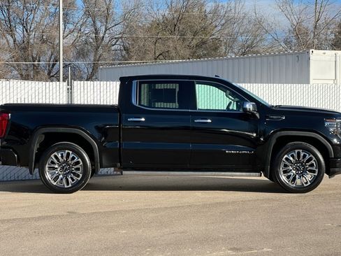 Certified 2023 GMC Sierra 1500 Denali Ultimate image 3