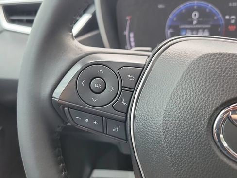 Used 2025 Toyota Corolla XSE FWD image 20