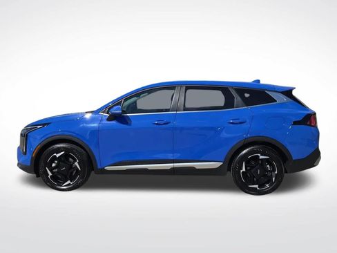 Certified 2026 Kia Sportage EX FWD image 4