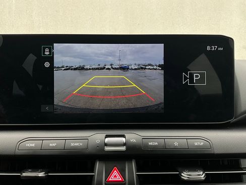 Used 2025 Kia K4 LXS image 32