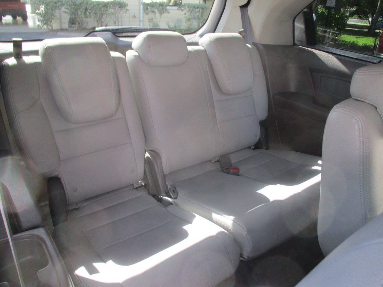 Used 2017 Honda Odyssey EX image 24