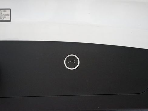 Used 2020 Tesla Model X Long Range image 61