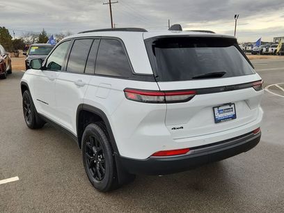 New 2026 Jeep Grand Cherokee Altitude