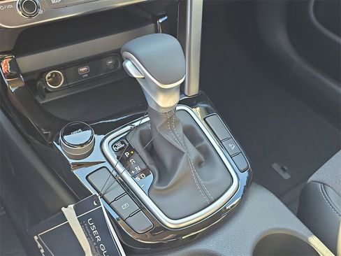 New 2026 Kia Seltos S image 25