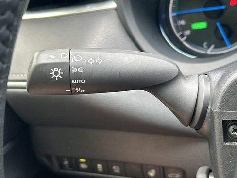 Used 2021 Toyota Venza Limited w/ Carpet Mat Package (TMS) AWD/4WD image 33