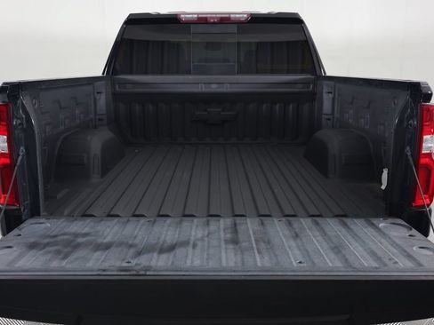 Used 2022 Chevrolet Silverado 1500 LTZ w/ Technology Package AWD/4WD image 7