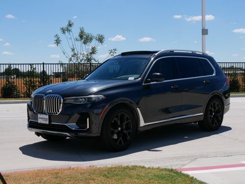 Used 2020 BMW X7 xDrive40i w/ Premium Package AWD/4WD image 5