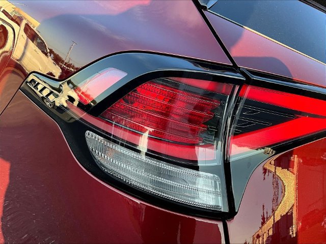 Certified 2025 Kia Sportage X-Line w/ Premium Package AWD/4WD image 30