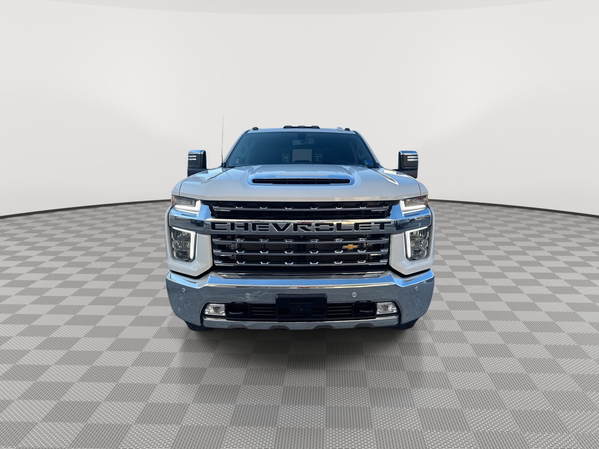 Certified 2023 Chevrolet Silverado 3500 LTZ w/ LTZ Convenience Package AWD/4WD image 3