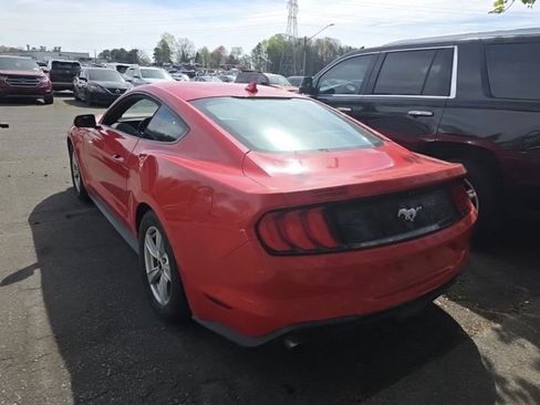 Used 2020 Ford Mustang Coupe image 5