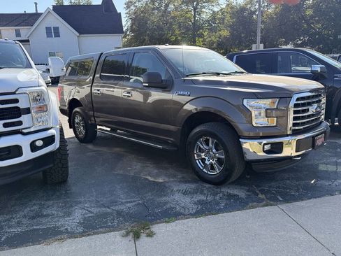 Used 2015 Ford F150 XLT w/ Equipment Group 301A Mid image 2