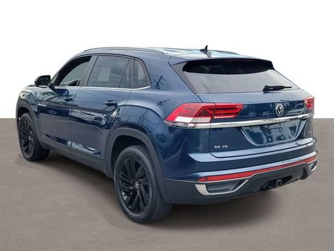 Certified 2023 Volkswagen Atlas Cross Sport SE w/ Black Wheel Package AWD/4WD image 3