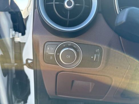 Used 2019 Alfa Romeo Stelvio Ti image 14