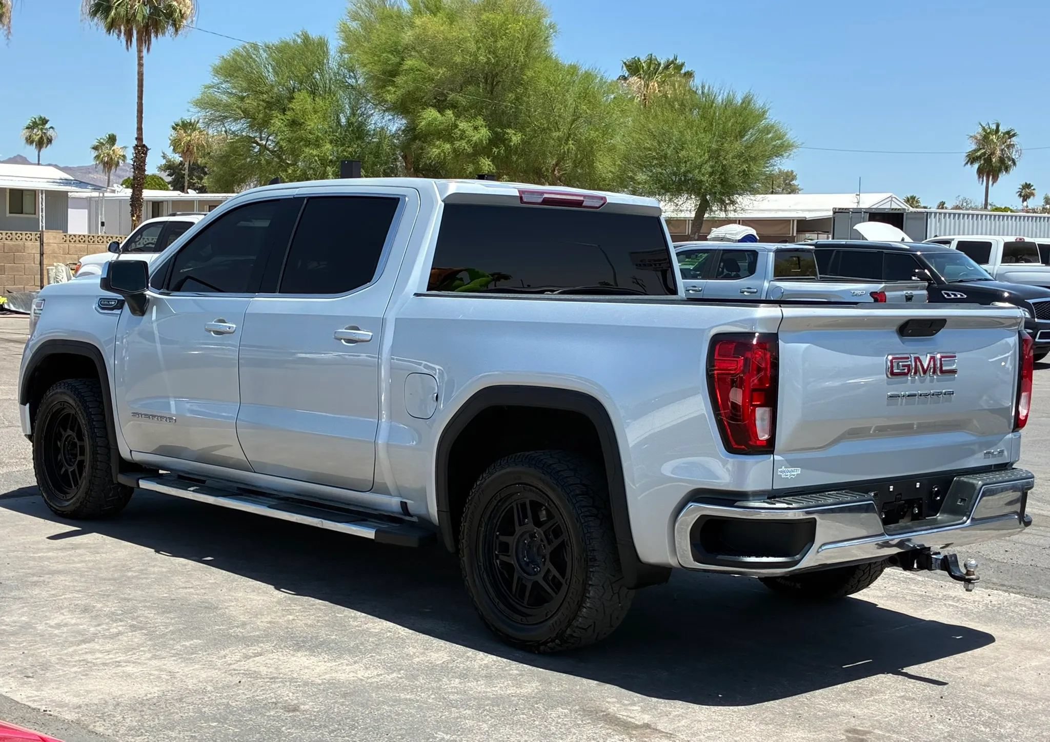 Used 2020 GMC Sierra 1500 SLE w/ SLE Value Package RWD image 5