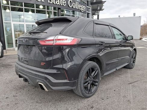 Used 2019 Ford Edge ST w/ Equipment Group 401A image 6