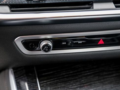 New 2026 BMW X5 xDrive40i w/ M Sport Package image 16