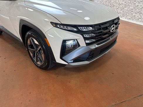 Used 2025 Hyundai Tucson SEL image 9