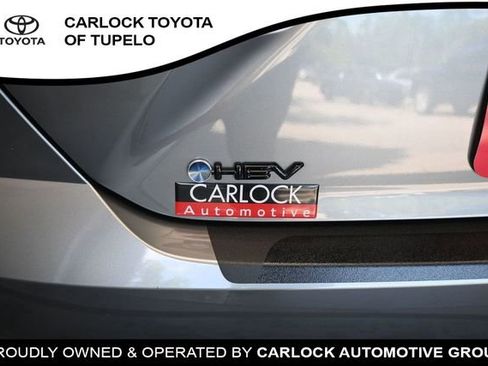 Used 2025 Toyota Camry SE w/ Convenience Package FWD image 34