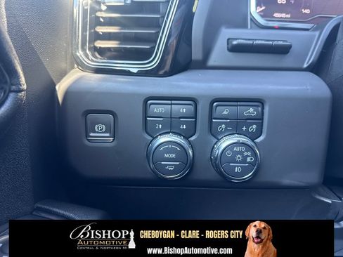 Used 2024 GMC Sierra 2500 AT4 w/ AT4 Premium Plus Package AWD/4WD image 25