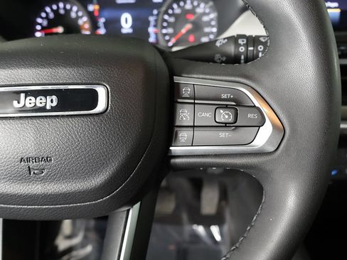 Used 2023 Jeep Compass Limited AWD/4WD image 41