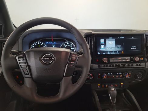 New 2026 Nissan Frontier SV w/ SV Convenience Package image 12