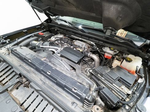 Used 2023 GMC Sierra 2500 AT4 image 34