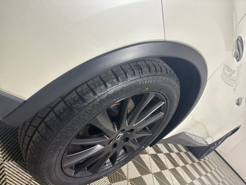 Used 2024 Nissan Murano Platinum w/ Cargo Package image 35