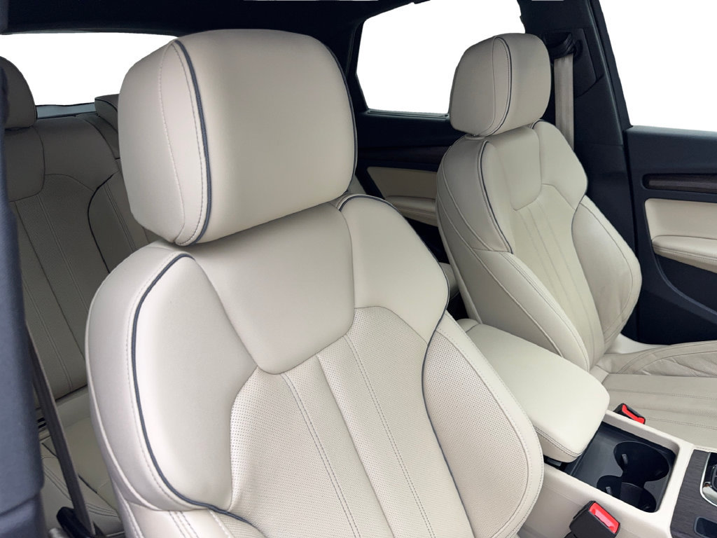 Used 2023 Audi Q5 2.0T Premium Plus w/ Premium Plus Package AWD/4WD image 48
