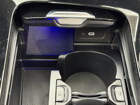 Used 2023 Mercedes-Benz C 43 AMG 4MATIC Sedan image 38