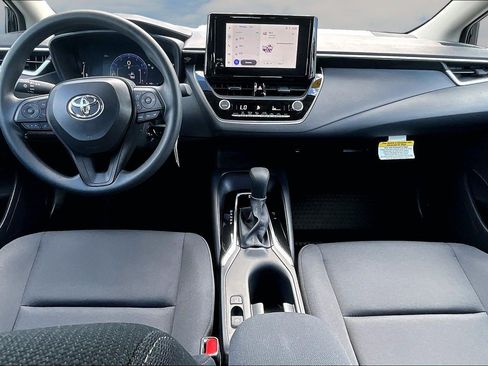 Used 2026 Toyota Corolla LE FWD image 7
