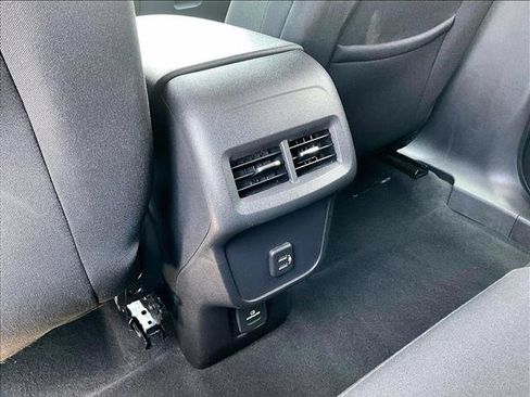Used 2022 Chevrolet Equinox LT FWD image 24