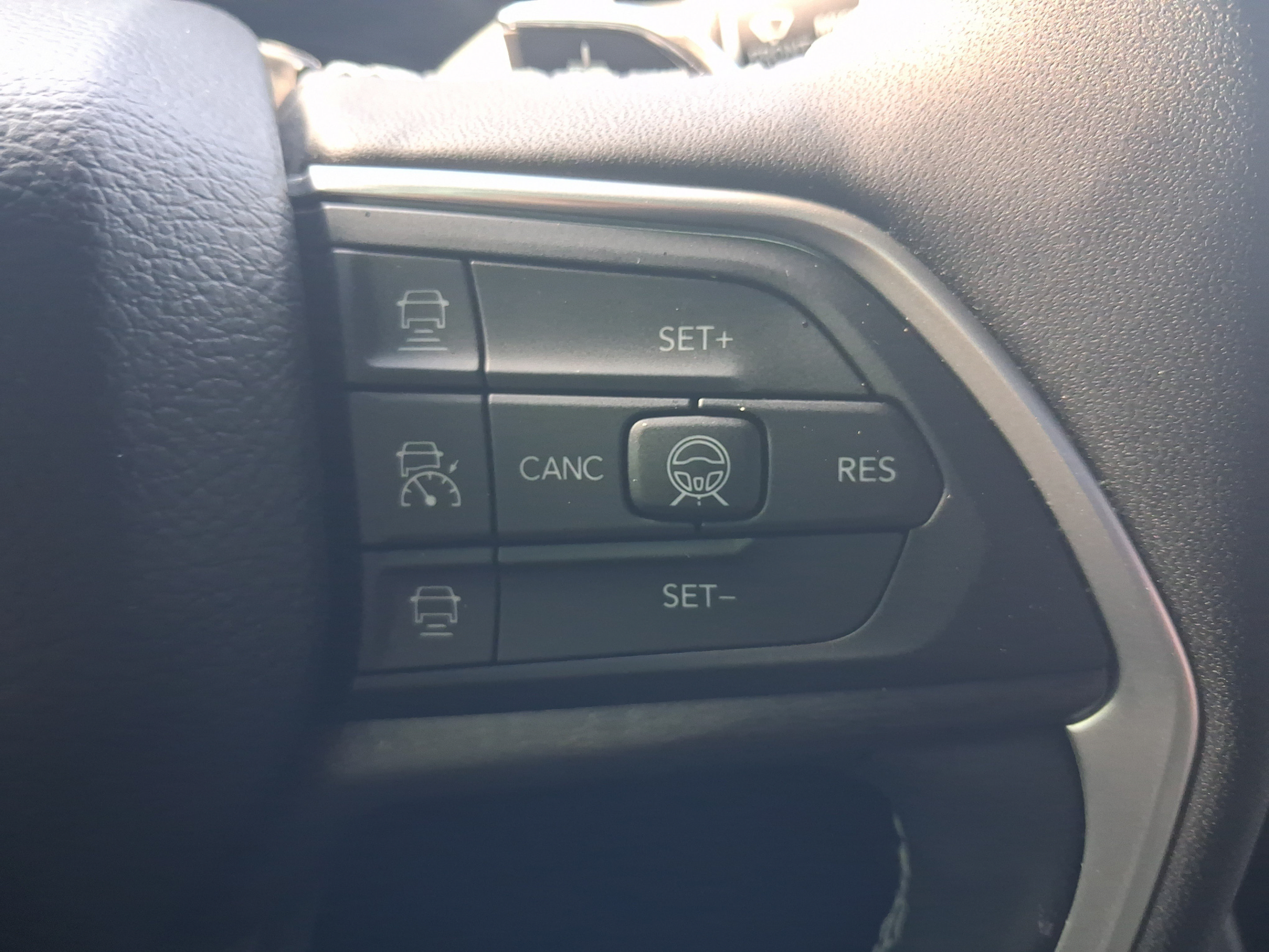 Used 2026 Jeep Grand Cherokee L Limited AWD/4WD image 22